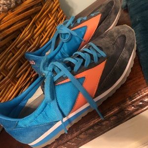 Brooks Vanguard Heritage